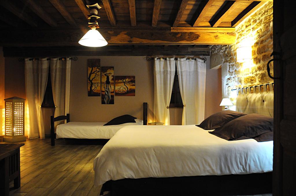 Bed and Breakfast Escale En Charolais Brionnais Saint-Julien-de-Civry Zimmer foto